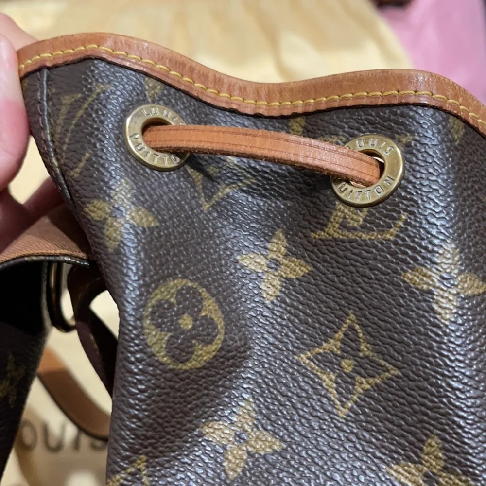 Lv backpack 🎒 - Picture 14 of 14